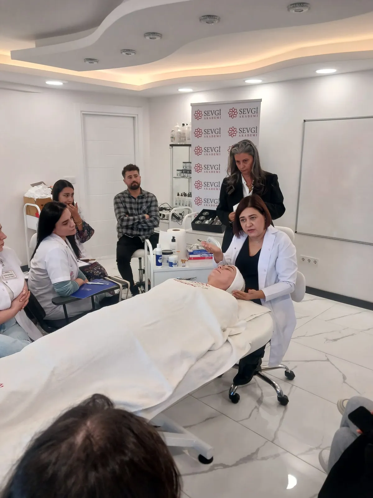 SEVGİ AKADEMİSİ İZMİR 1